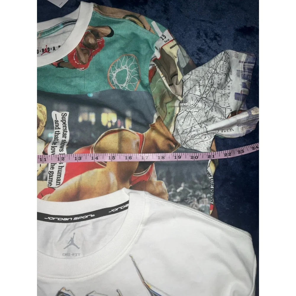 2 Men's Jordan Graphic T-shirts Size Large